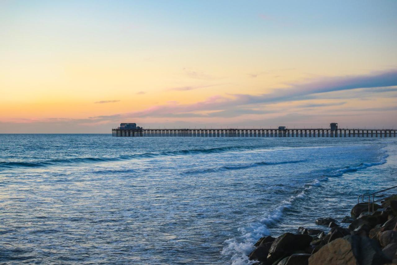 Sunset On The Strand Villa Oceanside Exterior photo